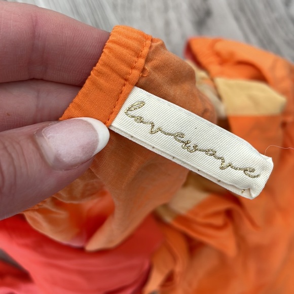 🎉HP🎉 x2 LOVEWAVE from REVOLVE Tie front crop with flowy sleeves - Picture 3 of 4